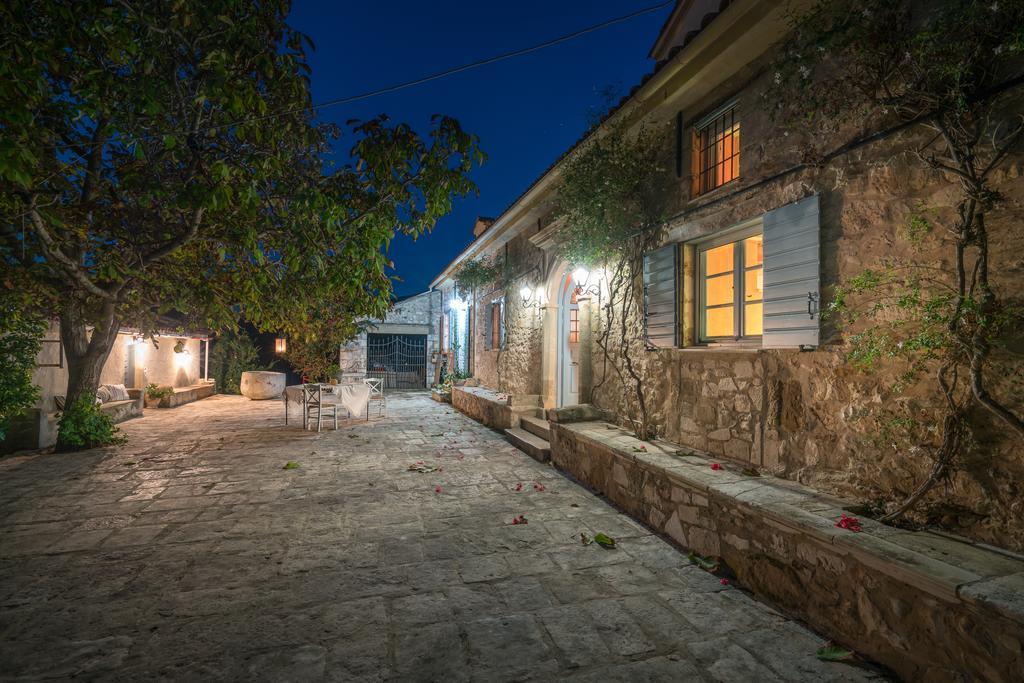 Bratis Holiday Home Kallithea  Exteriér fotografie